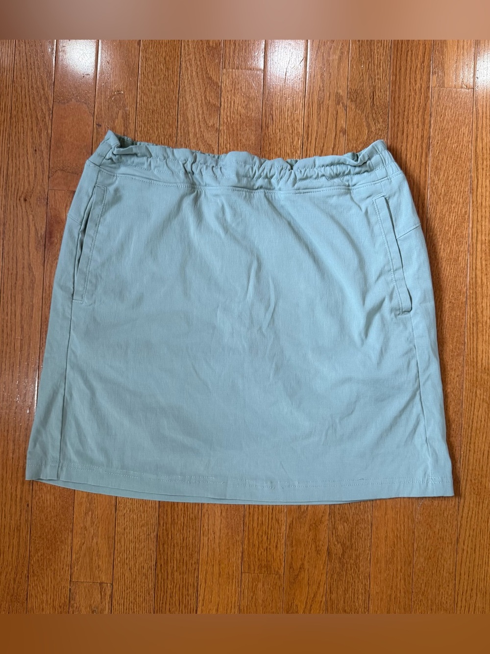 Columbia Women's Large Active Skort Skirt Shorts Hiking Skirt Pull On Pockets